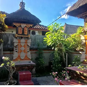 Guest house Kubu Verra Seminyak, Kuta (Bali)