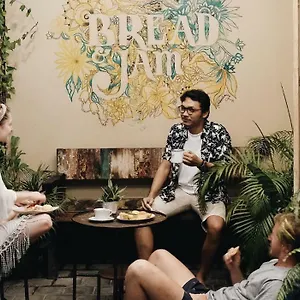 Hostel Bread And Jam, Kuta (Bali)