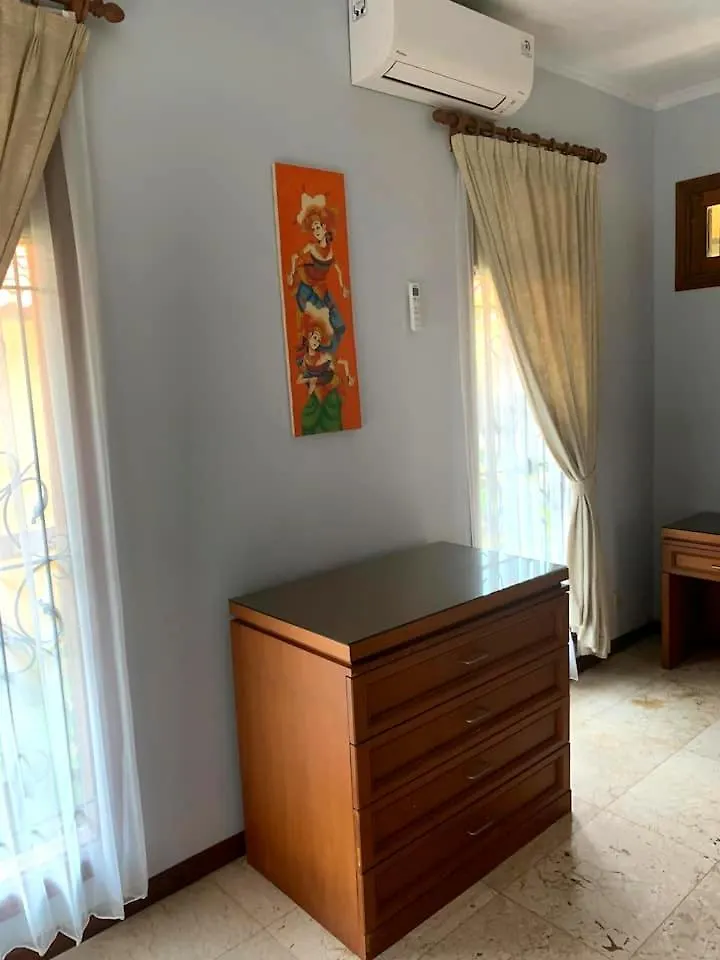 Villa D Lima Top Floor Kuta Lombok 0*,  Indonesië